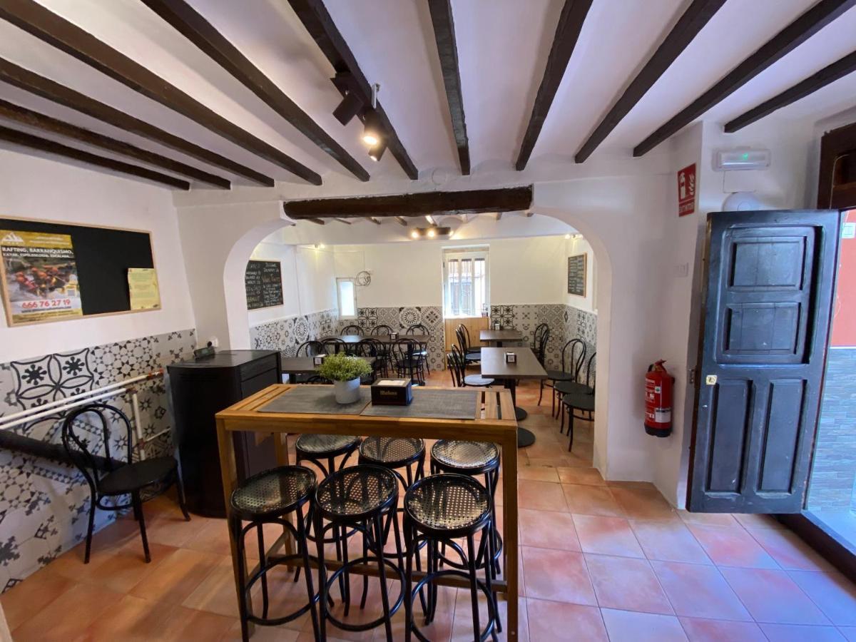 El Albergue Cirat Eksteriør bilde